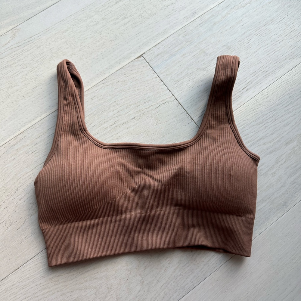 Sports bra